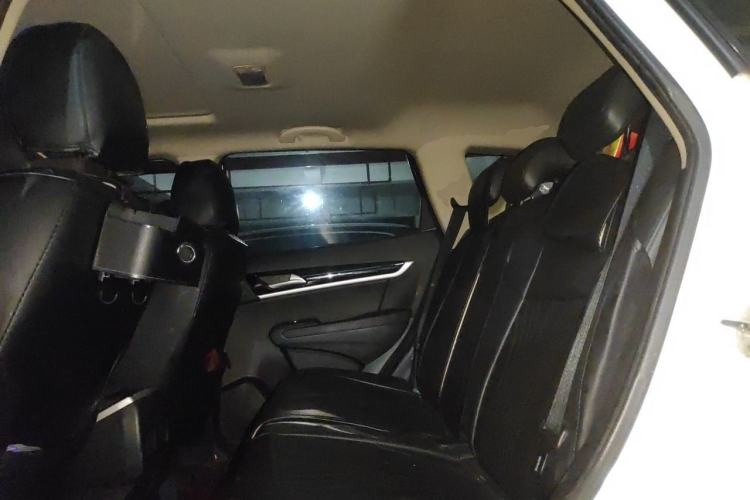 Used Dongfeng Aeolus AX7 2015 2.3L Automatic ZhiZun Version Left Rear Seat
