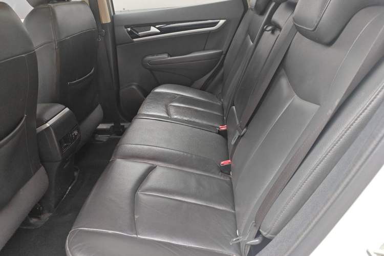 Used Dongfeng Aeolus AX7 2015 2.3L Automatic ZhiZun Version Left Rear Seat