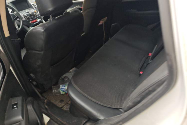 Used Dongfeng Aeolus AX7 2015 2.0L Manual Zhiyue Model Left Rear Seat