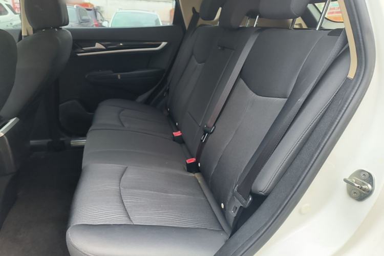 Used Dongfeng Aeolus AX7 2015 2.0L Manual Zhiyue Model Left Rear Seat