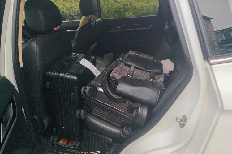 Used Dongfeng Aeolus AX7 2015 2.3L Automatic ZhiZun Version Left Rear Seat