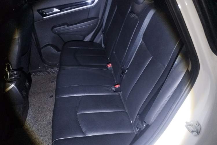 Used Dongfeng Aeolus AX7 2015 2.3L Automatic ZhiZun Version Left Rear Seat