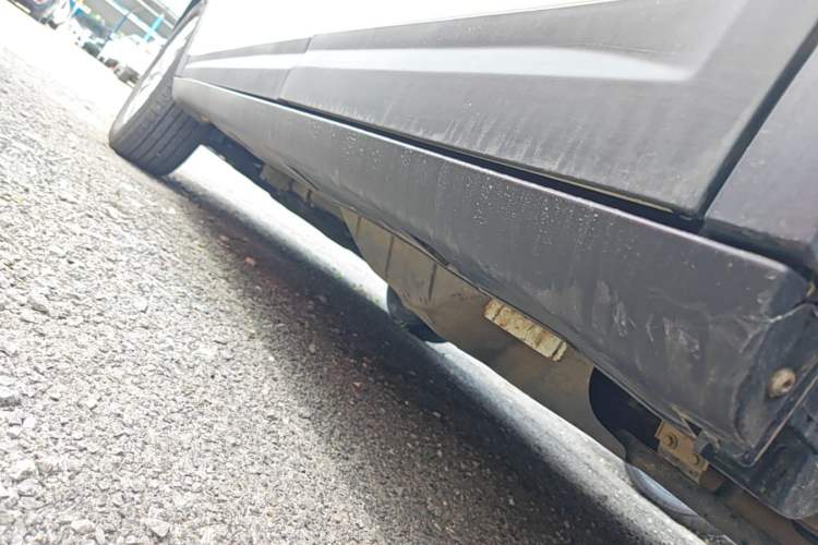 Used Dongfeng Aeolus AX7 2015 2.0L Automatic Zhiyi Trim Left Side Sill
