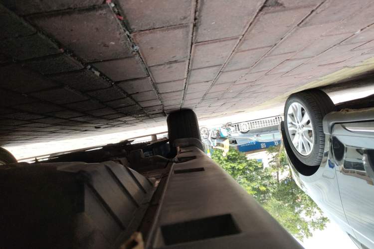Used Dongfeng Aeolus AX7 2015 2.0L Automatic Zhiyue Version Left Side Sill