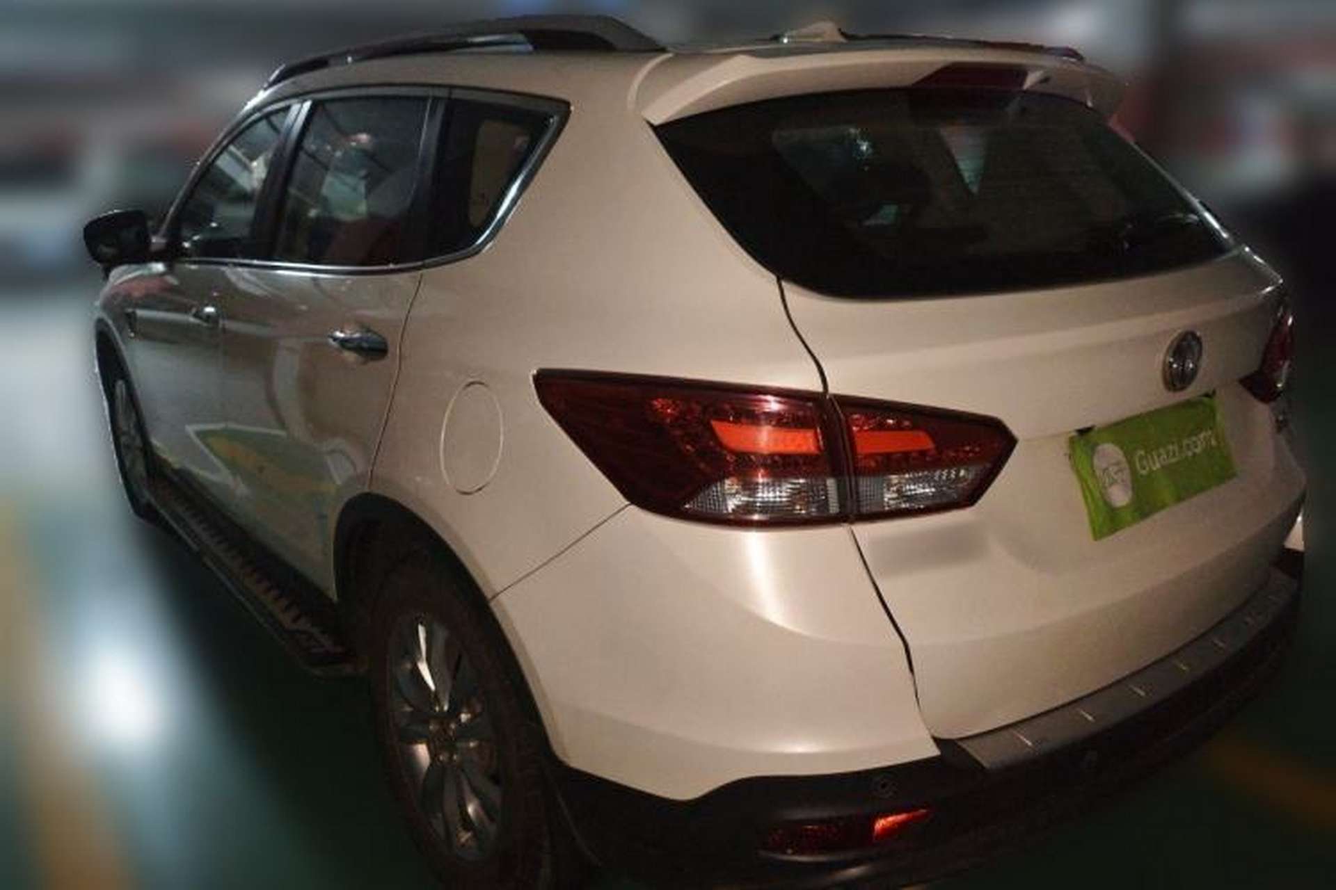 Used Dongfeng Aeolus AX7 2015 2.0L Automatic Zhiyi Trim Rear Left 45 Deg