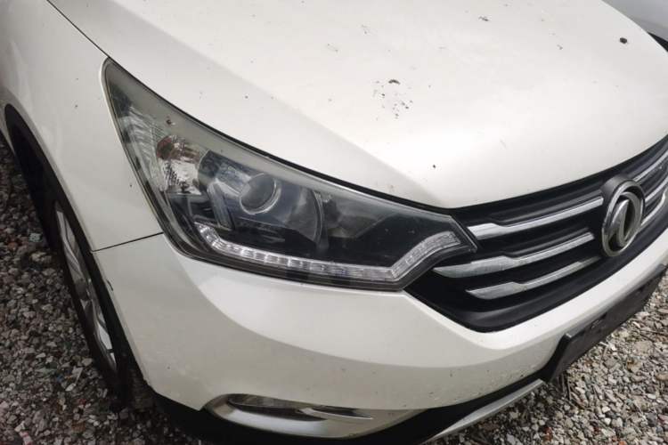 Used Dongfeng Aeolus AX7 2015 2.0L Manual Zhiyi Trim Right Front Headlight