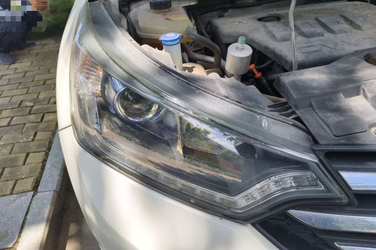 Used Dongfeng Aeolus AX7 2015 2.0L Manual Zhiyi Trim Right Front Headlight