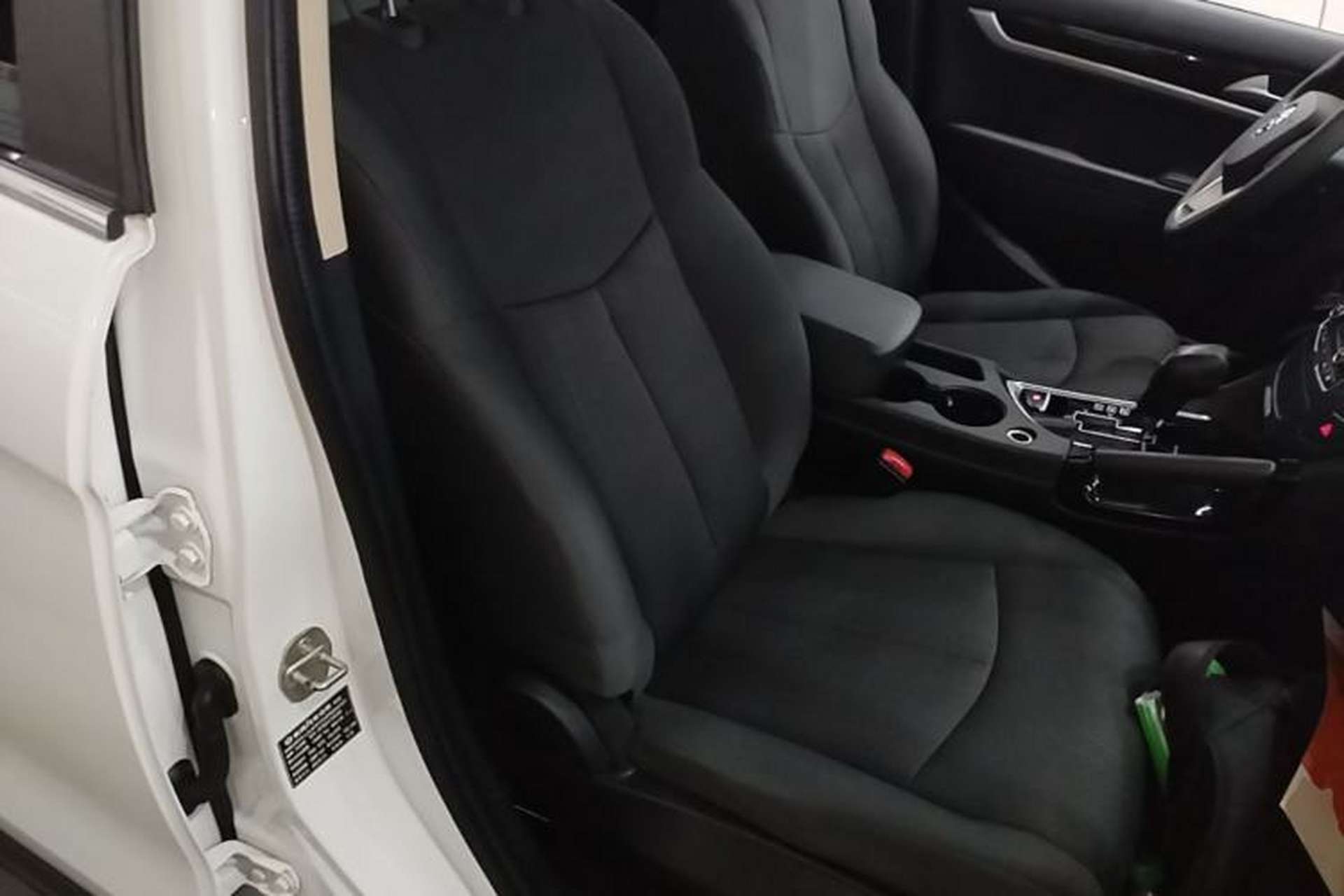Used Dongfeng Aeolus AX7 2015 2.0L Automatic Zhiyue Version Right Front Seat