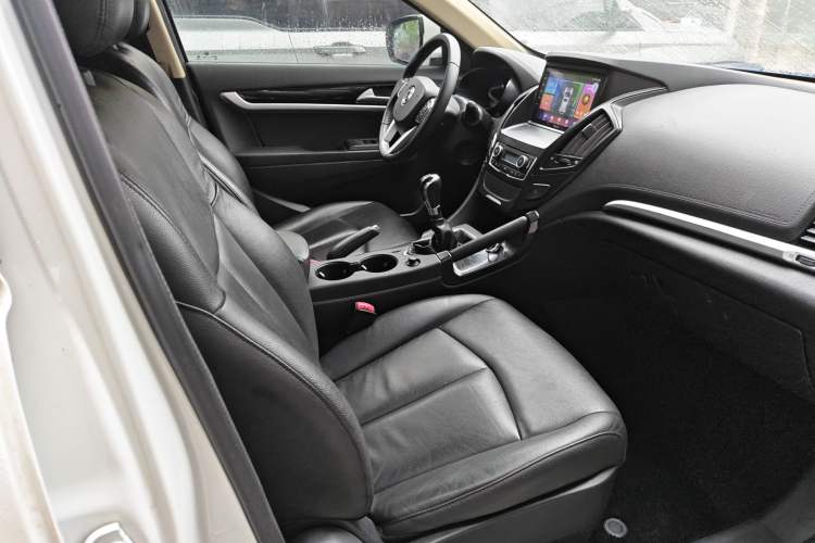 Used Dongfeng Aeolus AX7 2015 2.0L Manual Zhiyi Trim Right Front Seat