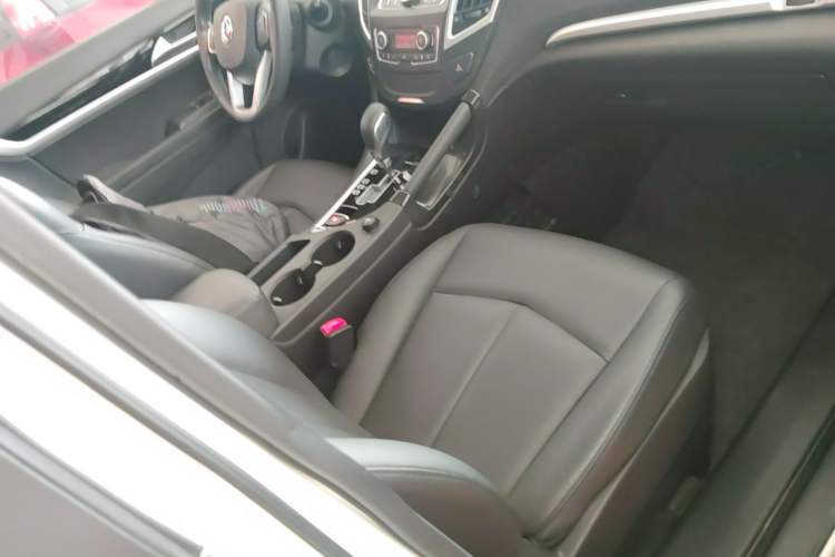 Used Dongfeng Aeolus AX7 2015 2.0L Automatic Zhiyi Trim Right Front Seat