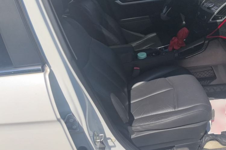 Used Dongfeng Aeolus AX7 2015 2.0L Automatic Zhiyi Trim Right Front Seat