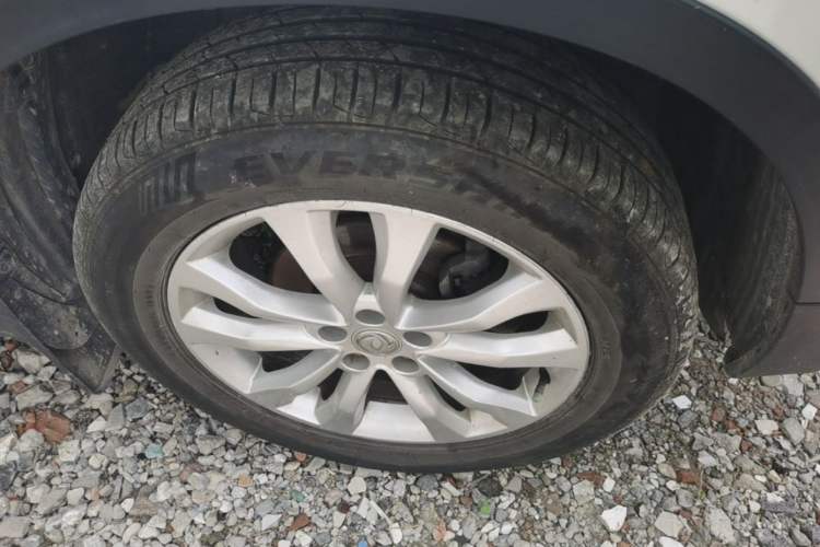 Used Dongfeng Aeolus AX7 2015 2.0L Manual Zhiyi Trim Right Front Wheel Hub