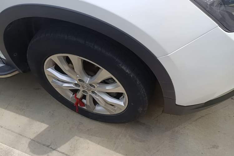 Used Dongfeng Aeolus AX7 2015 2.3L Automatic ZhiZun Version Right Front Wheel Hub