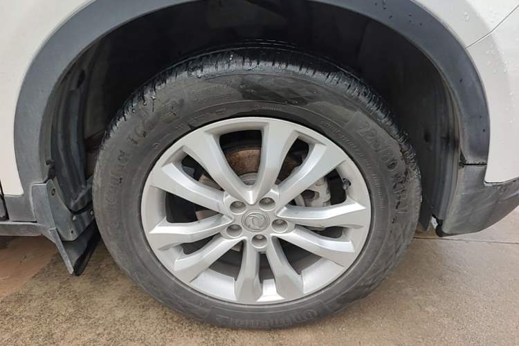 Used Dongfeng Aeolus AX7 2015 2.0L Manual Zhiyi Trim Right Front Wheel Hub