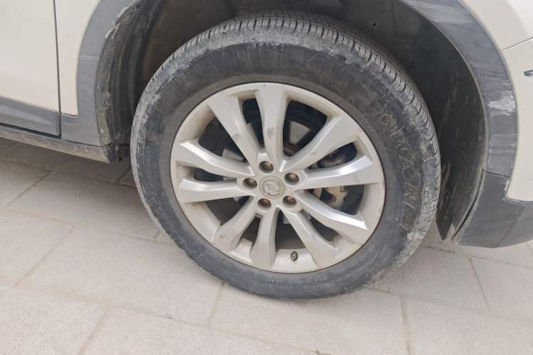 Used Dongfeng Aeolus AX7 2015 2.0L Manual Zhiyi Trim Right Front Wheel Hub