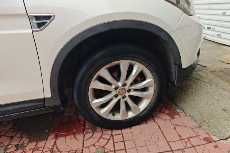 Used Dongfeng Aeolus AX7 2015 2.0L Automatic Zhiyi Trim Right Front Wheel Hub