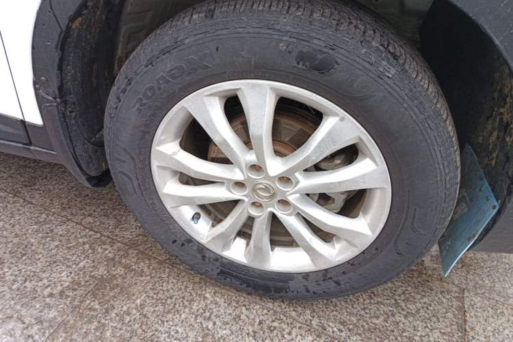 Used Dongfeng Aeolus AX7 2015 2.0L Manual Zhiyi Trim Right Front Wheel Hub