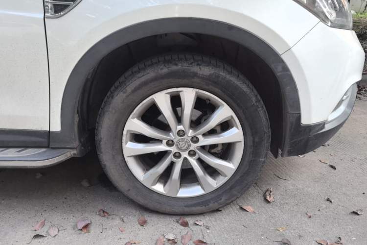 Used Dongfeng Aeolus AX7 2015 2.0L Automatic Zhiyi Trim Right Front Wheel Hub