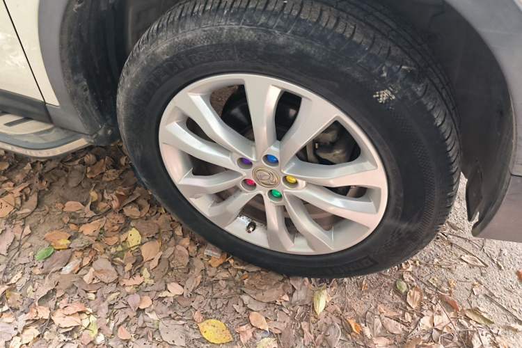 Used Dongfeng Aeolus AX7 2015 2.0L Manual Zhiyi Trim Right Front Wheel Hub