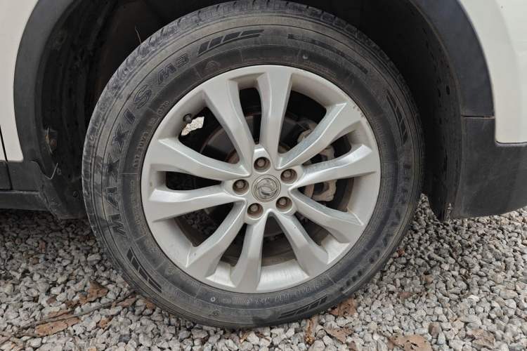 Used Dongfeng Aeolus AX7 2015 2.0L Manual Zhiyi Trim Right Front Wheel Hub