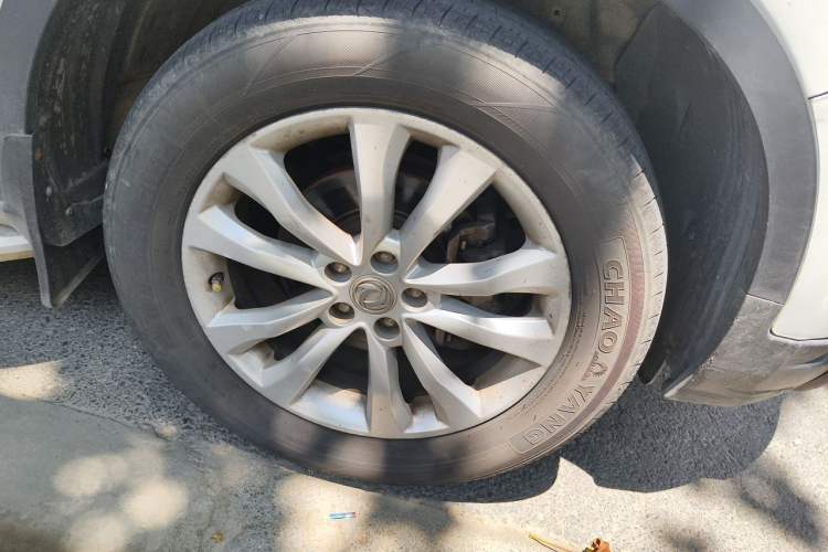Used Dongfeng Aeolus AX7 2015 2.0L Manual Zhiyi Trim Right Front Wheel Hub