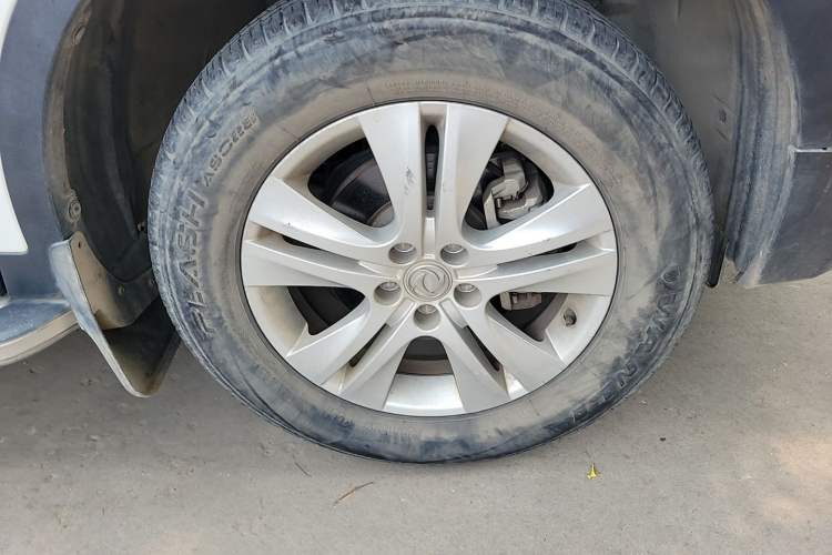 Used Dongfeng Aeolus AX7 2015 2.0L Manual Zhiyue Model Right Front Wheel Hub