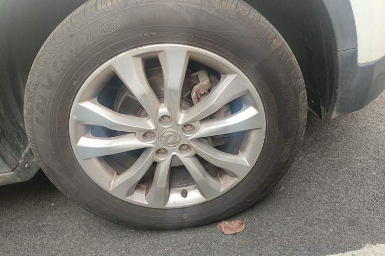 Used Dongfeng Aeolus AX7 2015 2.0L Automatic Zhiyi Trim Right Front Wheel Hub