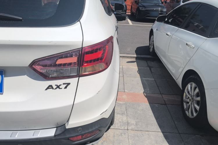 Used Dongfeng Aeolus AX7 2015 2.0L Automatic Zhiyi Trim Right Rear Taillight
