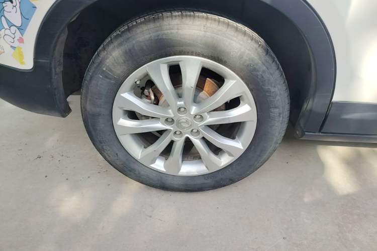 Used Dongfeng Aeolus AX7 2015 2.3L Automatic ZhiZun Version Right Rear Wheel Hub