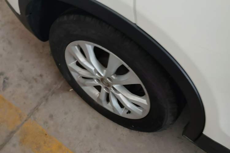 Used Dongfeng Aeolus AX7 2015 2.0L Automatic Zhiyi Trim Right Rear Wheel Hub