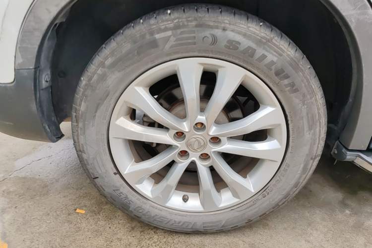 Used Dongfeng Aeolus AX7 2015 2.3L Automatic ZhiZun Version Right Rear Wheel Hub