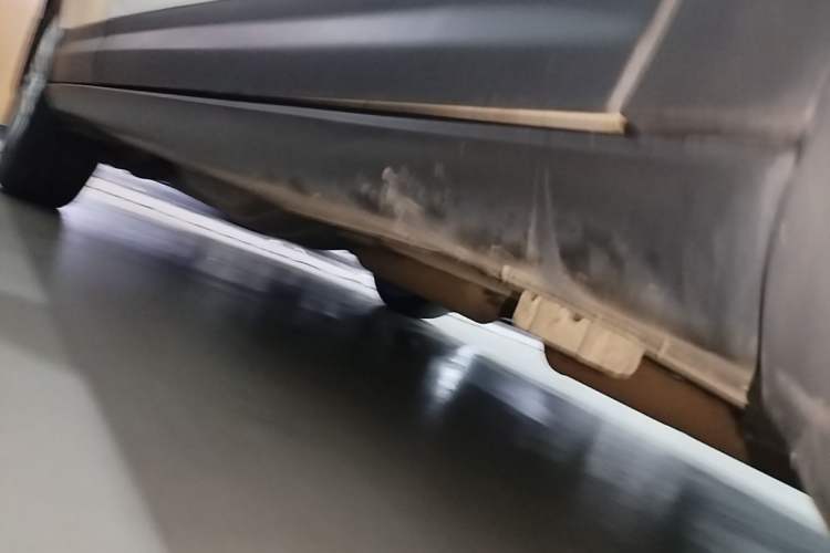 Used Dongfeng Aeolus AX7 2015 2.0L Automatic Zhiyue Version Right Side Sill