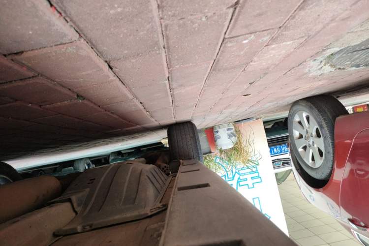 Used Dongfeng Aeolus AX7 2015 2.0L Automatic Zhiyue Version Right Side Sill