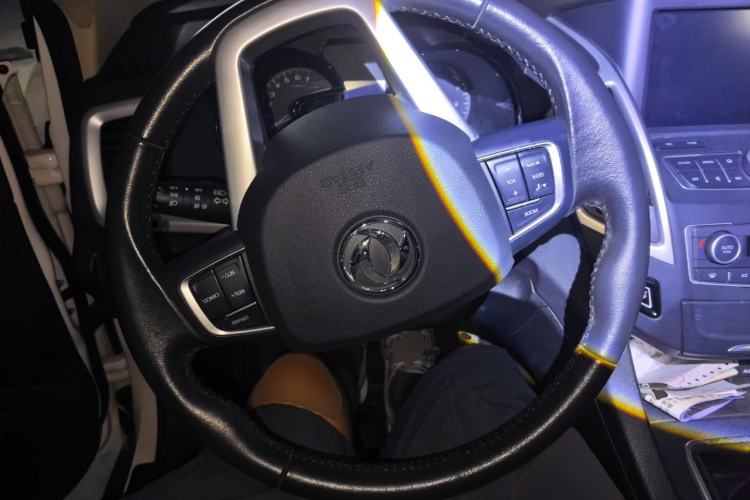 Used Dongfeng Aeolus AX7 2015 2.0L Manual Zhiyi Trim Steering Wheel