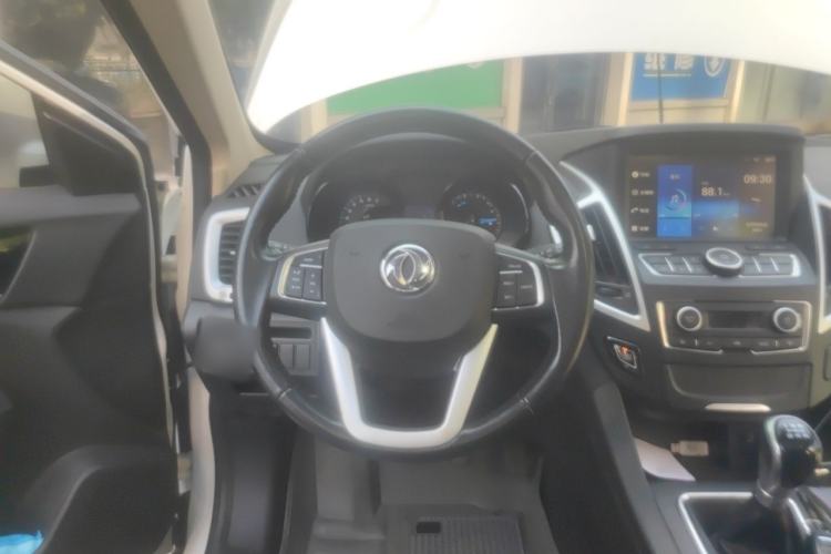 Used Dongfeng Aeolus AX7 2015 2.0L Manual Zhiyi Trim Steering Wheel