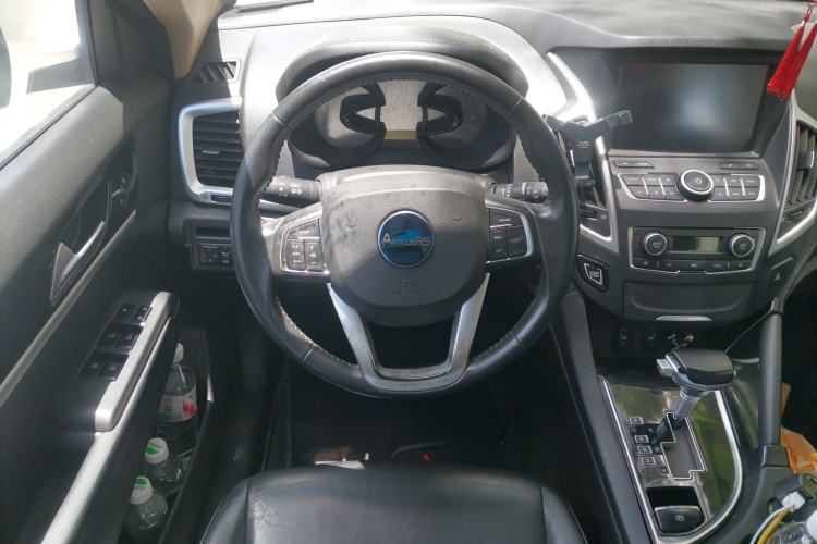 Used Dongfeng Aeolus AX7 2015 2.3L Automatic ZhiZun Version Steering Wheel