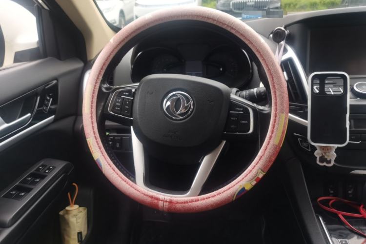 Used Dongfeng Aeolus AX7 2015 2.3L Automatic ZhiZun Version Steering Wheel