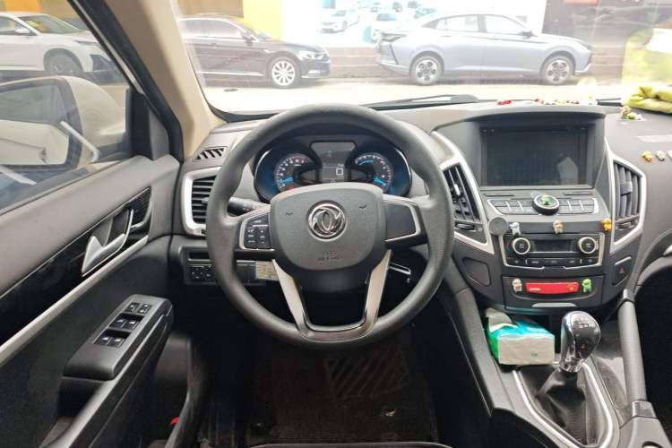 Used Dongfeng Aeolus AX7 2015 2.0L Manual Zhiyue Model Steering Wheel