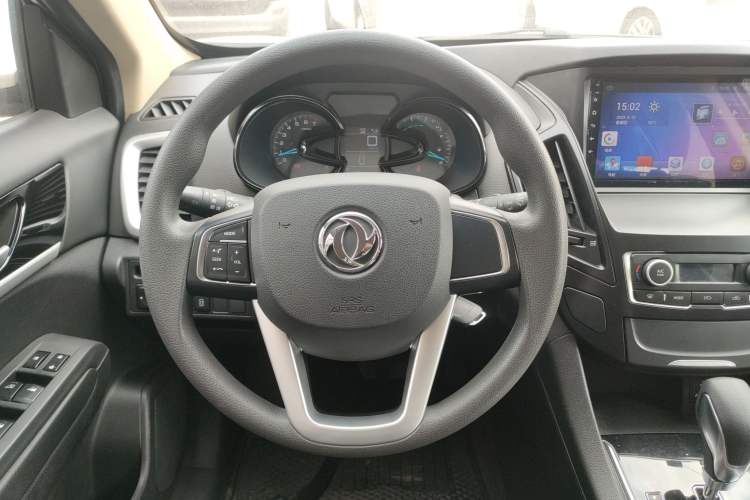 Used Dongfeng Aeolus AX7 2015 2.0L Automatic Zhiyue Version Steering Wheel