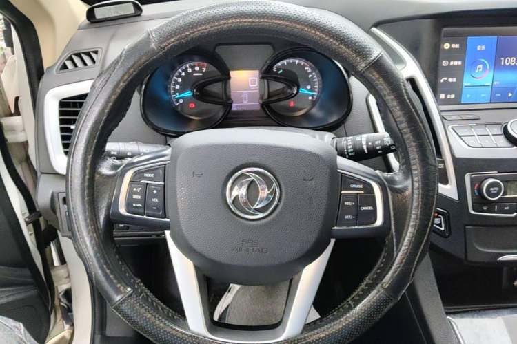 Used Dongfeng Aeolus AX7 2015 2.0L Automatic Zhiyi Trim Steering Wheel