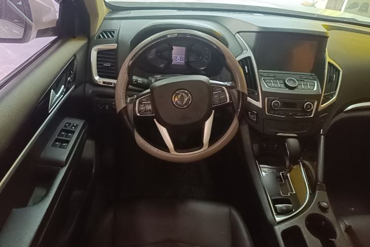 Used Dongfeng Aeolus AX7 2015 2.3L Automatic ZhiZun Version Steering Wheel