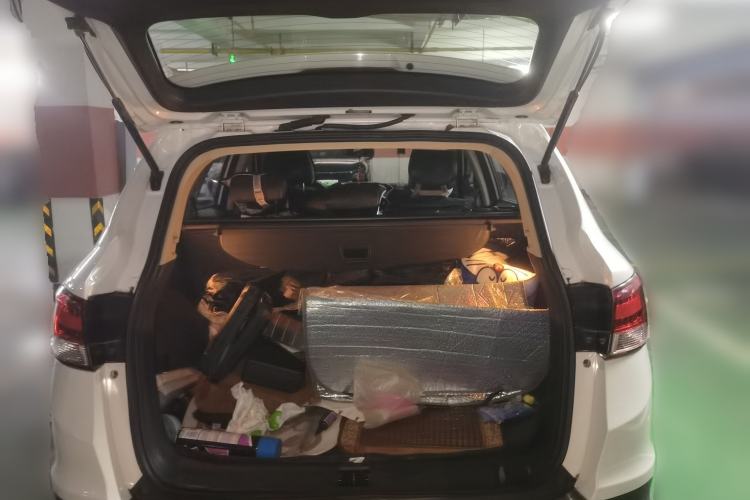 Used Dongfeng Aeolus AX7 2015 2.0L Automatic Zhiyi Trim Trunk