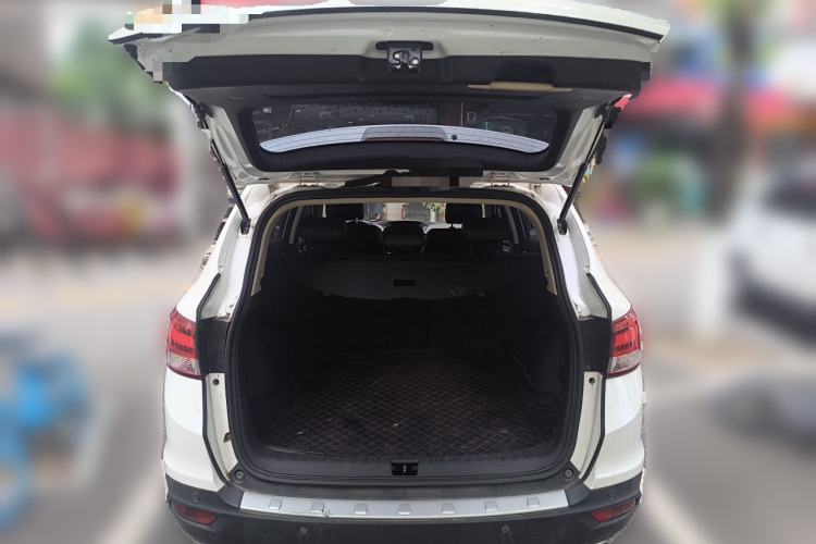 Used Dongfeng Aeolus AX7 2015 2.3L Automatic ZhiZun Version Trunk