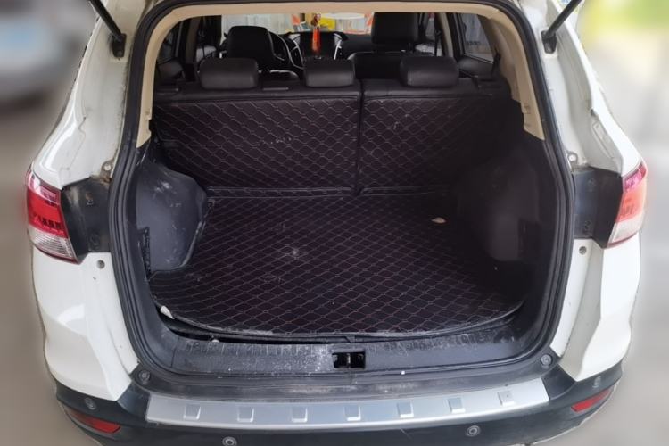 Used Dongfeng Aeolus AX7 2015 2.3L Automatic ZhiZun Version Trunk
