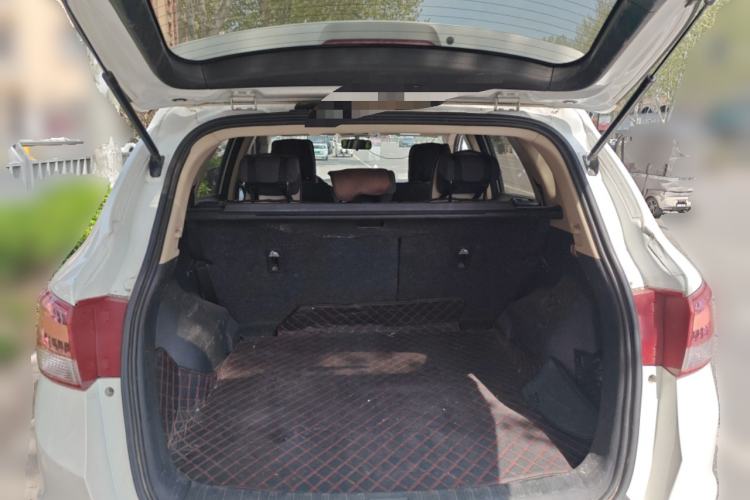 Used Dongfeng Aeolus AX7 2015 2.0L Automatic Zhiyue Version Trunk