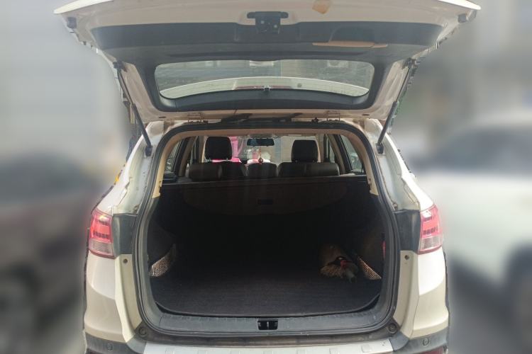 Used Dongfeng Aeolus AX7 2015 2.0L Automatic Zhiyi Trim Trunk