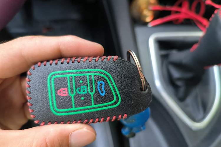 Used Dongfeng Aeolus AX7 2015 2.0L Manual Zhiyi Trim Vehicle Key