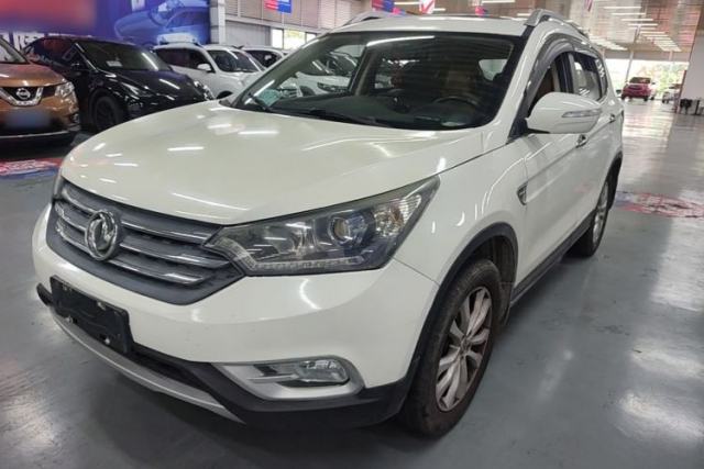 Ojetý Dongfeng Aeolus AX7 2015 2.0L Automatic Zhiyi Trim