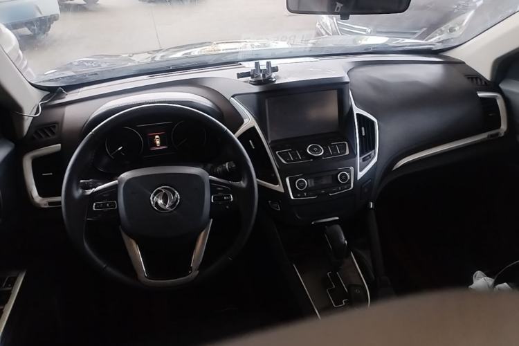 Used Dongfeng Aeolus AX7 2016 2.0L Automatic Zhiyi Trim Center Console