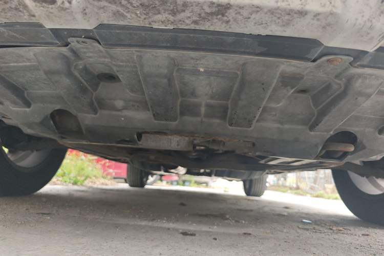 Used Dongfeng Aeolus AX7 2016 2.0L Automatic Zhiyi Trim Chassis Front